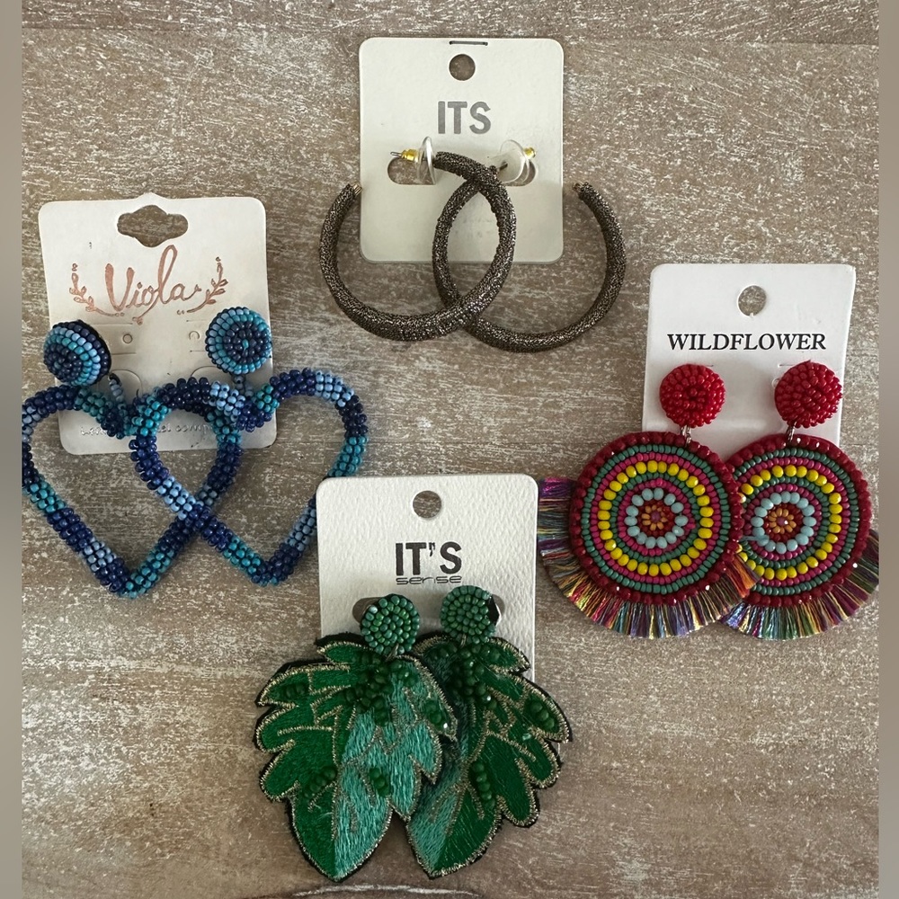Earrings bundle- 4x $25